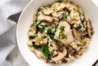 Instant Pot Creamy Mushroom and Spinach Risotto