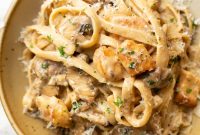 Creamy Chicken Marsala Pasta with Mushrooms