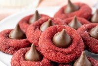 Red Velvet Blossom Bouquet Ideas for Weddings and Gifts