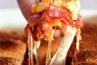 How to Make Pepperoni Pizza Sliders (Video)