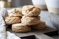 Flaky Einkorn Biscuits: Classic Homemade Recipe