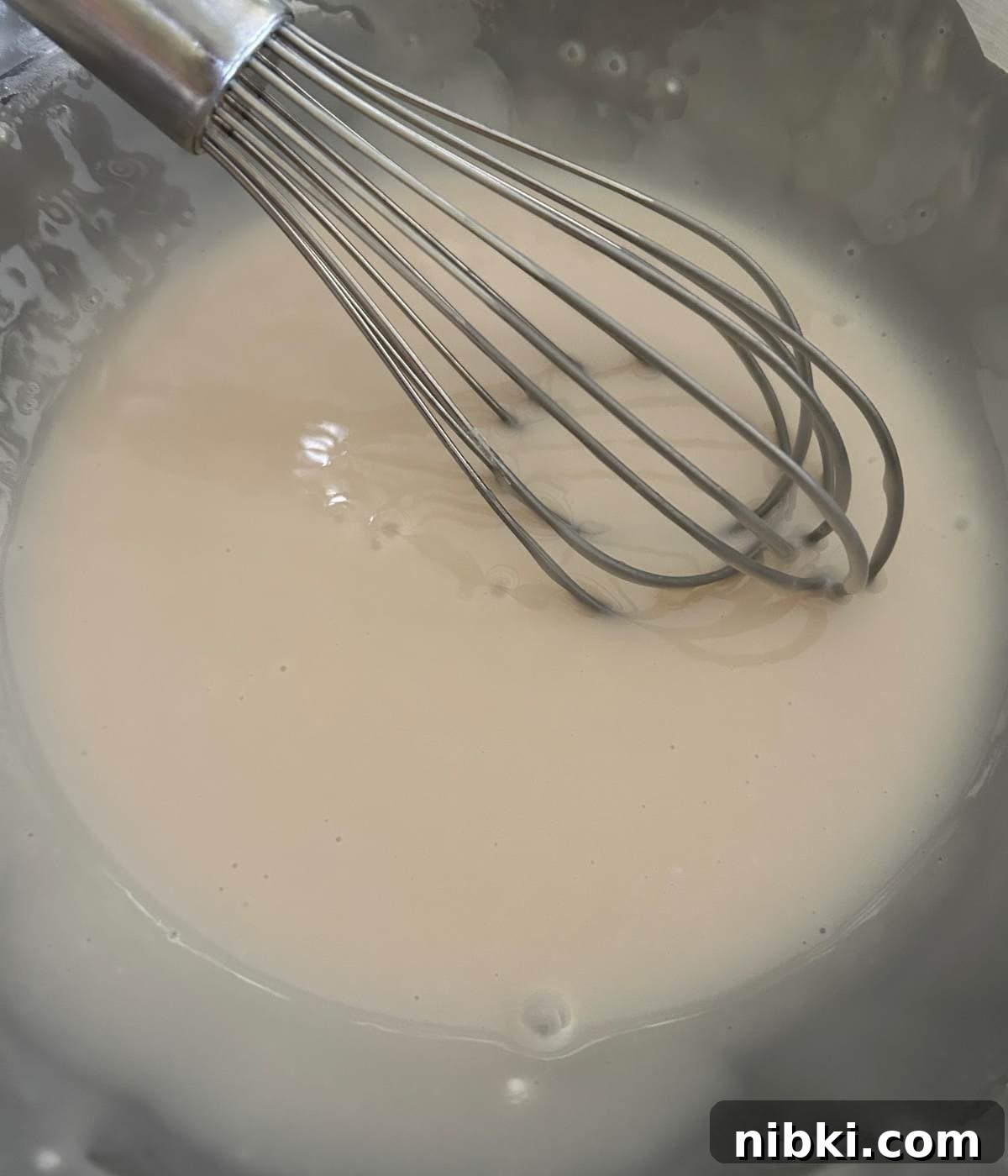 Vanilla glaze for pumpkin donuts.