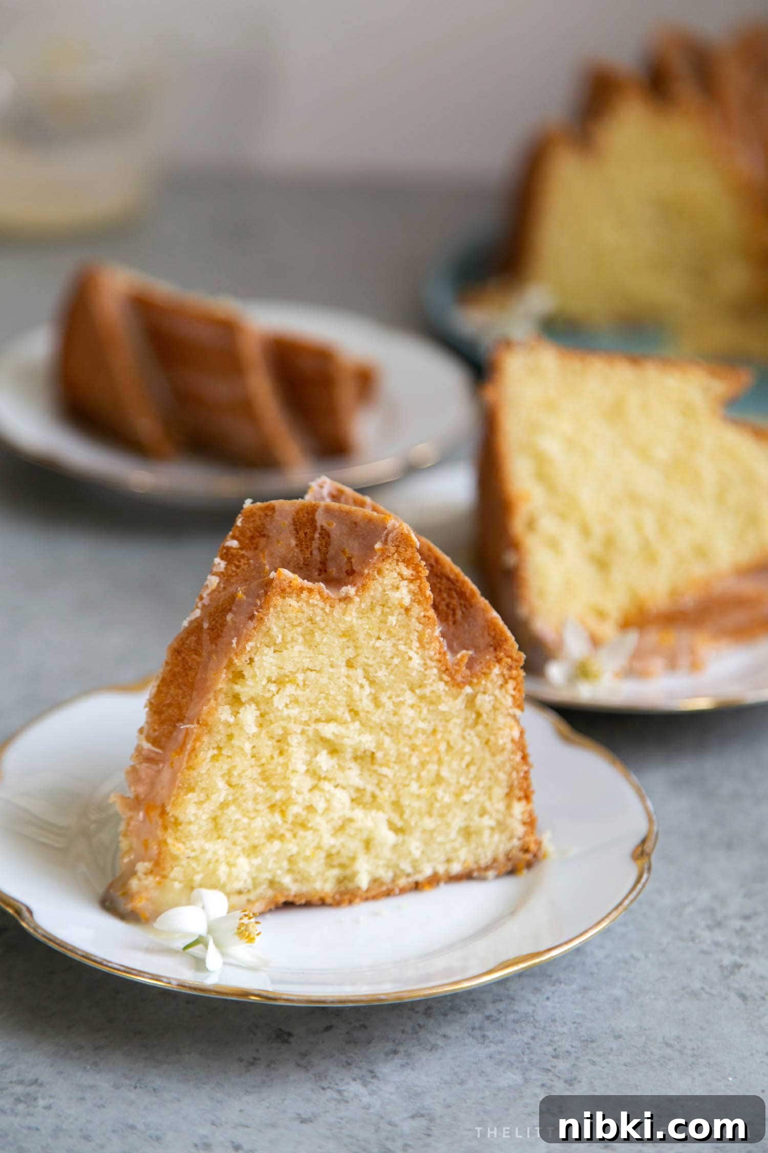 Fragrant Orange Blossom Bundt Cake with Citrus Glaze 13 Orange blossom bundt cake slice
