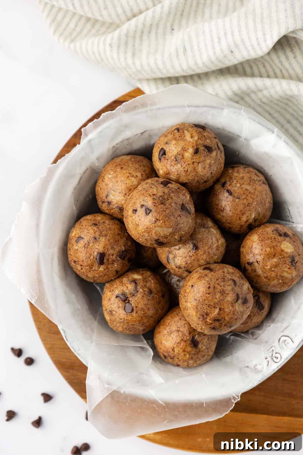 almond butter protein balls