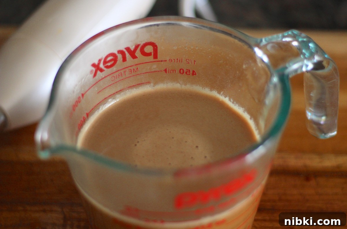 Paleo Gingerbread Latte Recipe: Dairy-Free Holiday Coffee 7 Paleo Gingerbread Lattes - creamy coconut milk, molasses, ginger, honey, and cinnamon are blended into hot coffee for a seasonal favorite beverage! | fedandfulfilled.com