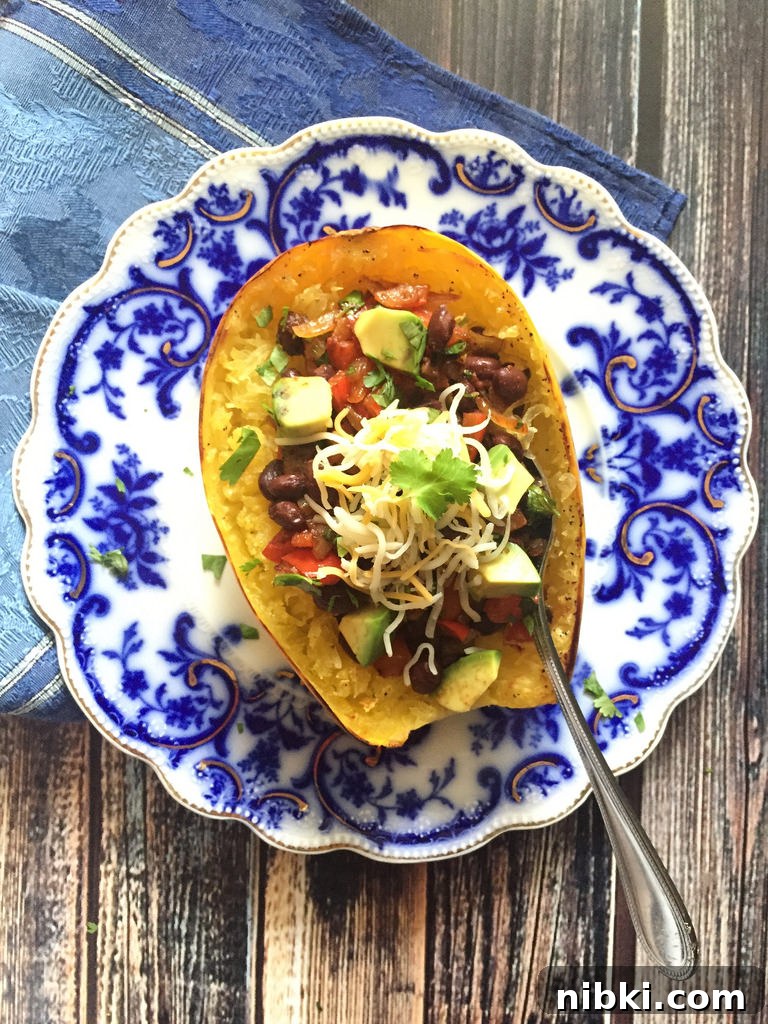Taco-Topped Spaghetti Squash Bowls via LizsHealthyTable.com Taco-Topped Spaghetti Squash Bowls via LizsHealthyTable.com