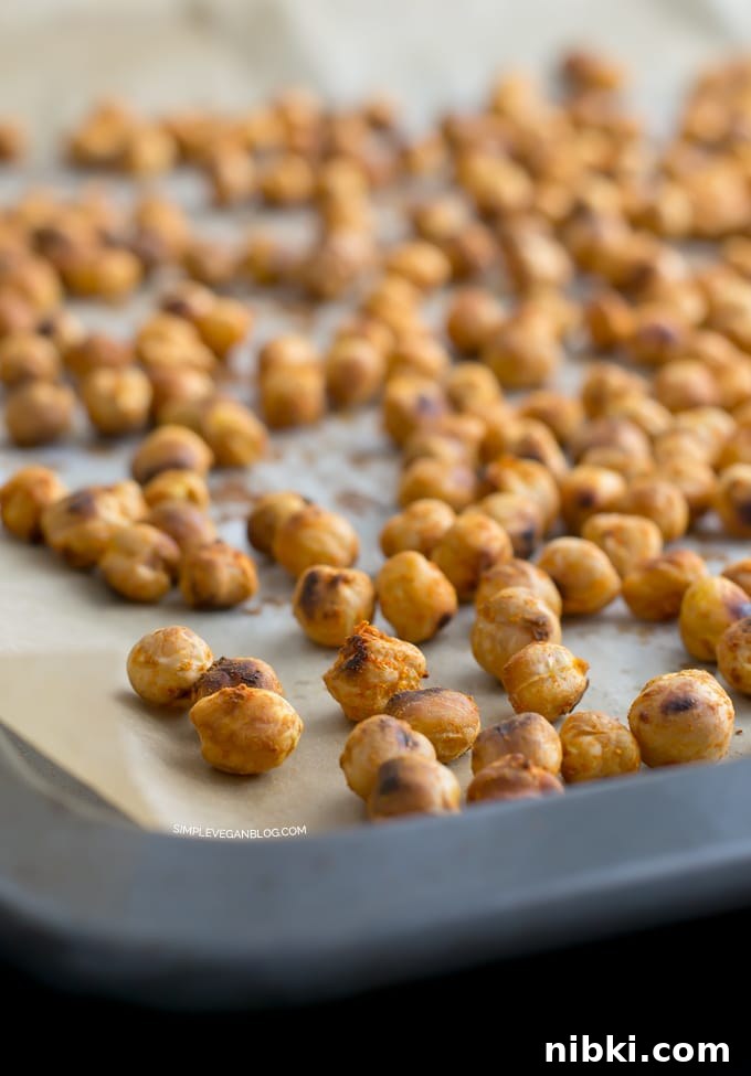 Crispy Spicy Roasted Chickpeas Recipe 4 How to make Chickpea Snack | simpleveganblog.com #vegan