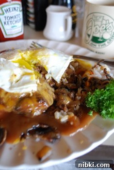 Loco Moco at Joe's on the Green in Poipu, Kauai 4 Moco Loco innards
