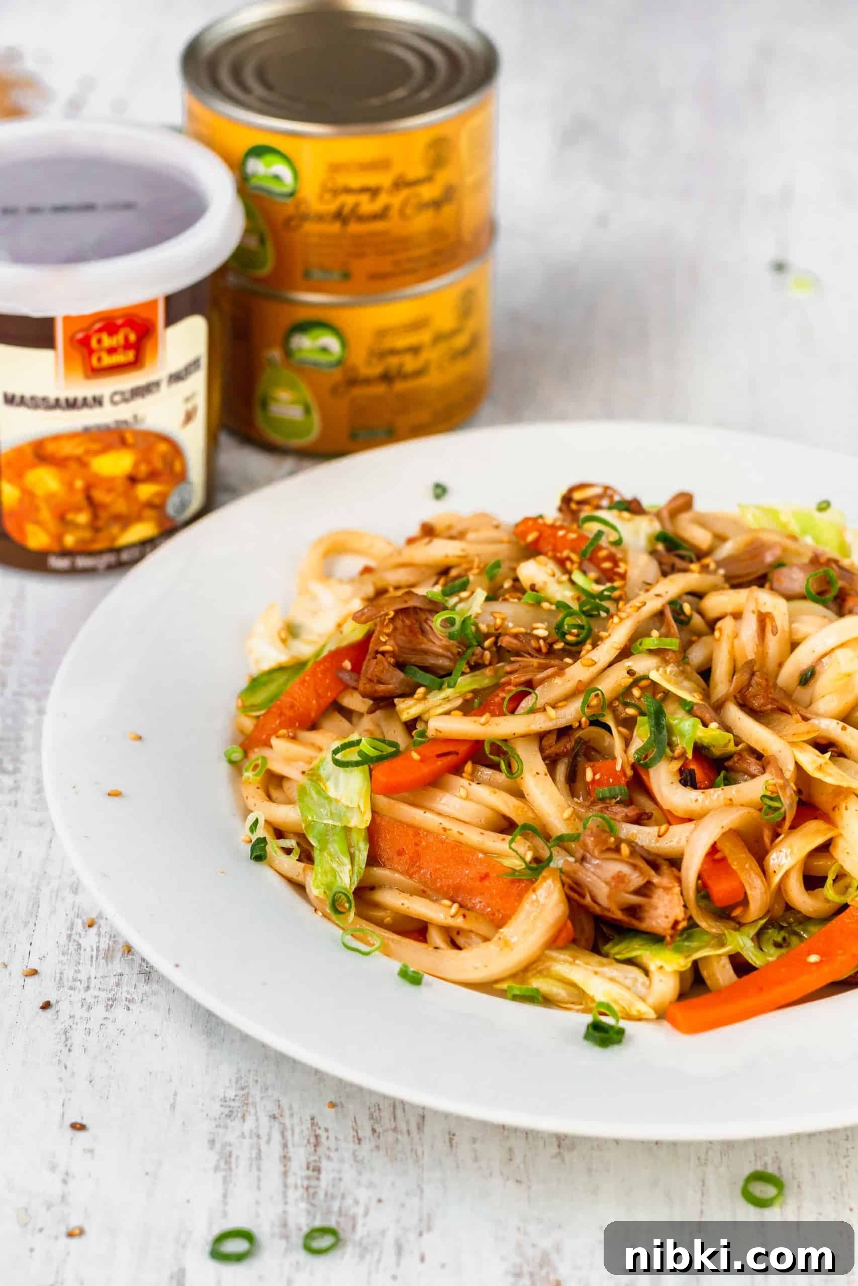 A plate of spicy curry fried noodles