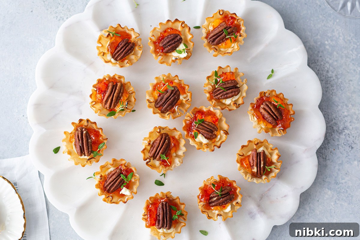 Appetizers vs Hors d'Oeuvres: What's the Difference? 2 cream cheese pepper jelly bites