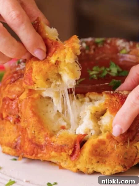 pizza monkey bread recipe, pepperoni monkey bread. monkey bread pizza recipe.