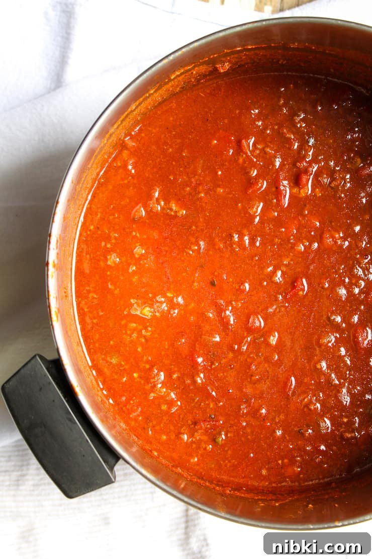 Homestyle Cheesy Chili Mac with Ground Beef and Pasta 3 Pot of classic beef and bean chili.