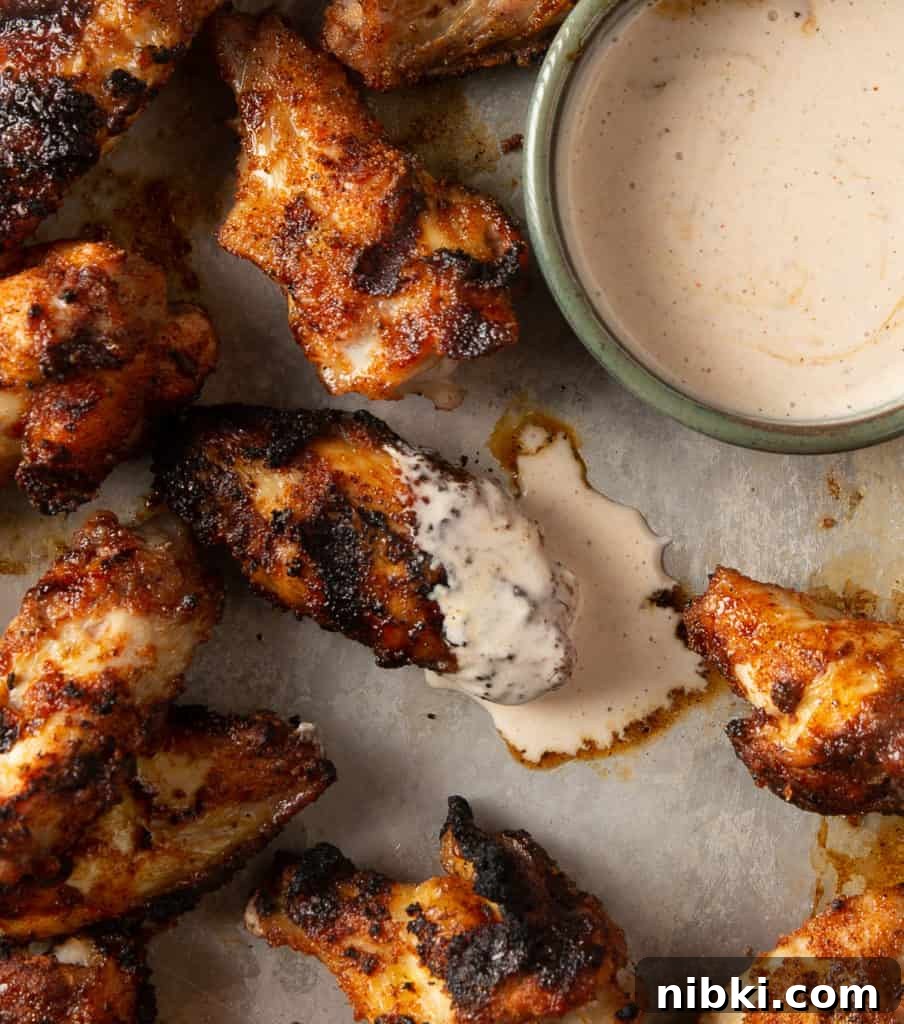 How to Grill Crispy Chicken Wings 5 Grilled chicken wings with dipping sauce
